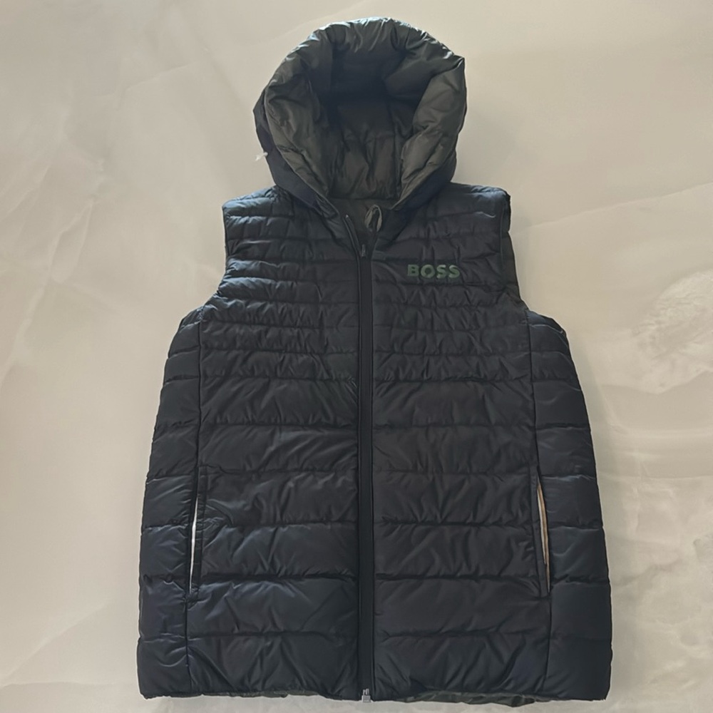 Hugo Boss Boys Reversible Down Vest size 12